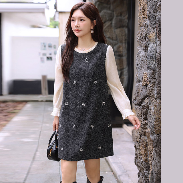 Qisao women's autumn and winter new style embroidered small fragrant style waist-cinching A-line skirt covers the flesh and makes fat MM large size dress