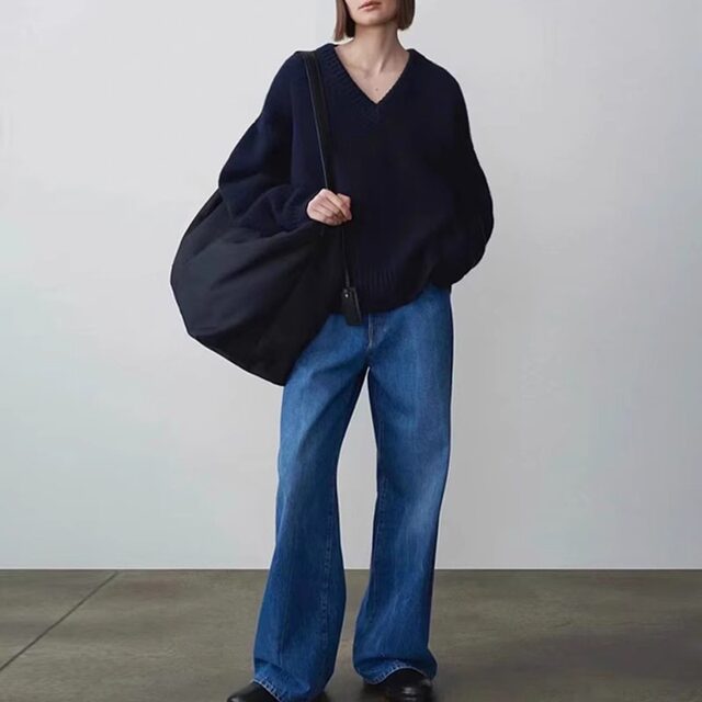 Row wool sweater female spring and autumn minimalist wind design thickened warm V -neck soft glutinous cashmere coat sweater