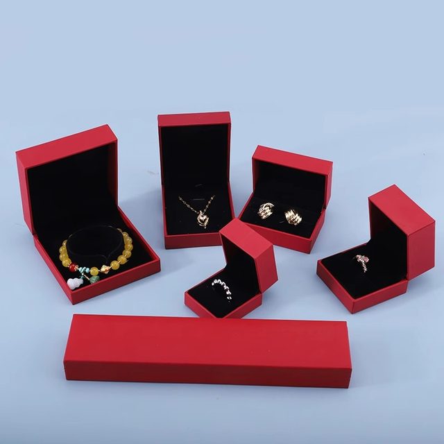 Jewelry box storage box high-end exquisite ring earring earrings bracelets pendant necklace jewelry storage box