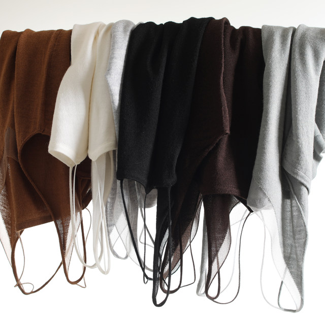 60-count high-grade worsted mulberry silk sheep wool, ultra-fine shoulder straps, retro Maillard V-neck camisole