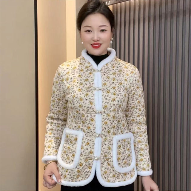 Winter new ethnic style disc buckle plus velvet thickened cotton coat for middle-aged and elderly mothers with western style age-reducing floral cotton-padded jacket for women