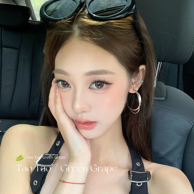 
Silver double-layer hoop earrings for women, light luxury, high-end, temperament, large ear hoops, circle earrings, plain hoop earrings, earrings