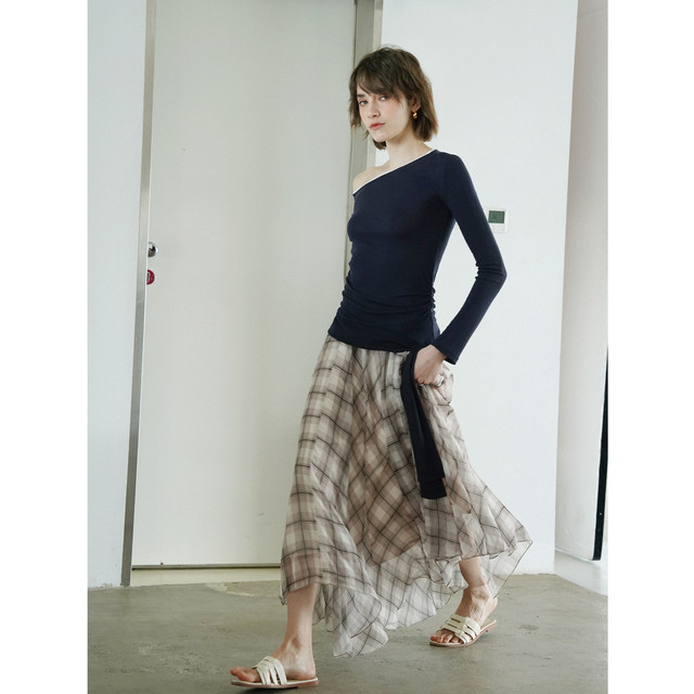 Gentle and light draped slim plaid skirt for women's summer thin casual and versatile asymmetrical large skirt long skirt
