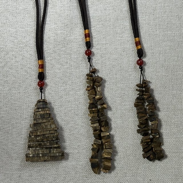 Genuine Qinan agarwood grade car hanging pendant non-ebony bracelets for men and women thread incense burner loose beads official flagship store