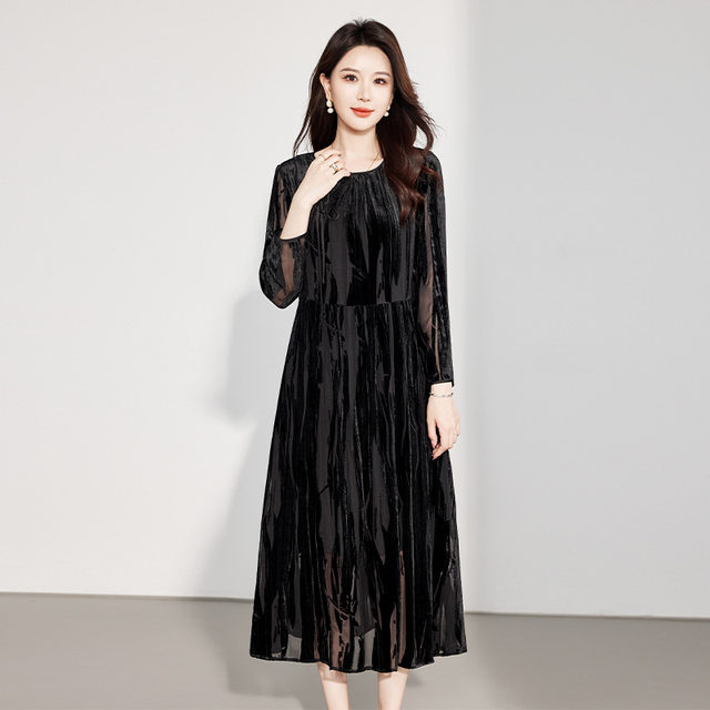 
Hangzhou Silk Velvet Dress Women's 2025 Autumn and Winter Silk Long Skirt Waist Slimming Mother's Wear Mulberry Silk Skirt