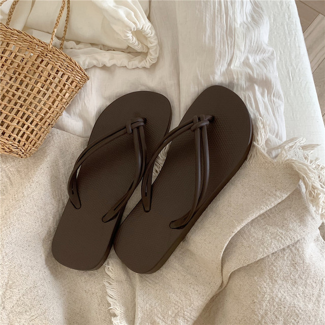 Thin strips Korean style ins fashion casual flip-flops for women summer outer wear non-slip bathing flip-flops sandals beach shoes