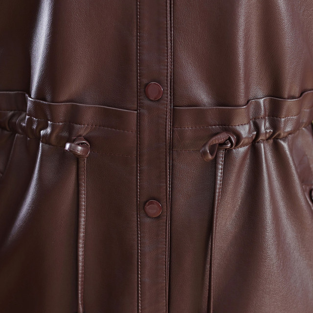 Leather jacket for women in middle-aged and long mother spring and autumn coat fashionable noble belt to cover the belly and make middle-aged and elderly women's leather windbreaker