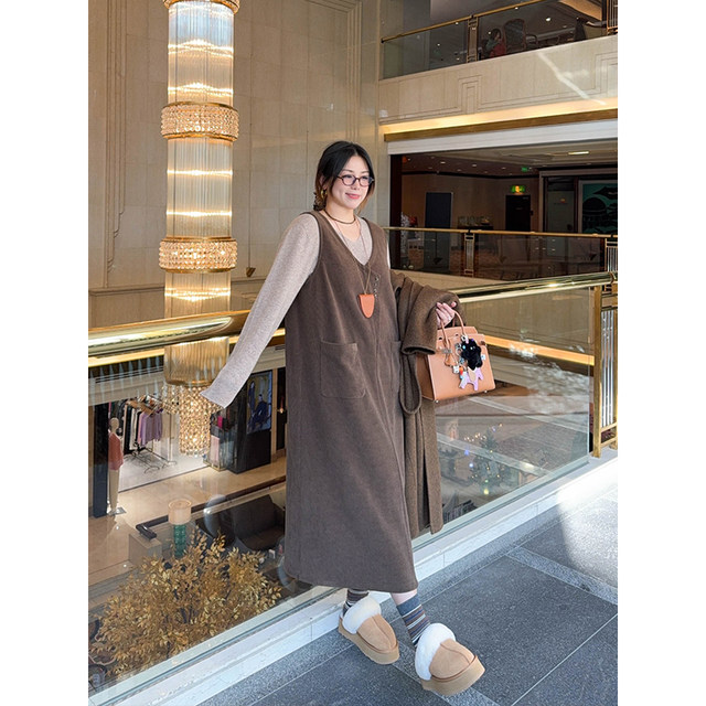 Vogana Cannes Family Large size, original light familiar, good girl thickened warm light core, loose and thin strap skirt