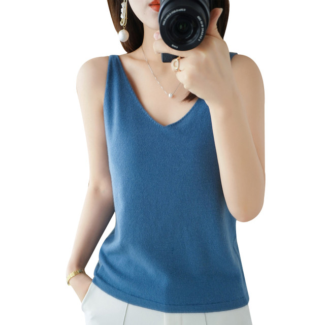 2025 new wool camisole women's autumn inner suit white knitted sexy v-neck short bottoming shirt