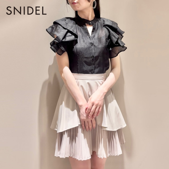 SNIDEL autumn and winter personality solid color high waist ruffled irregular pleated spliced ​​skirt SWFS234209