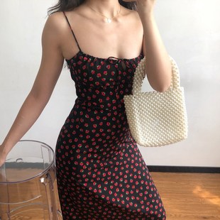 性感修身显瘦复古碎花吊带裙