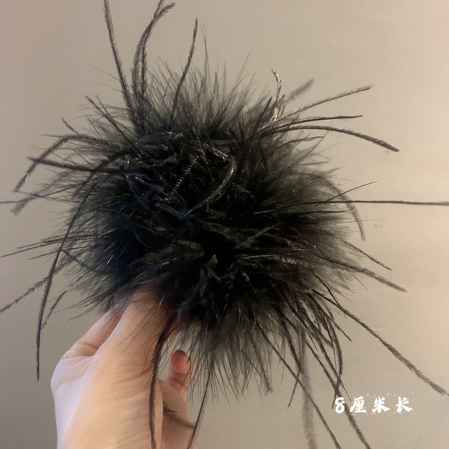 2025 new feather clip 6 cm small black feather clip showing high hair volume ponytail clip half-ticket hair dishevel card