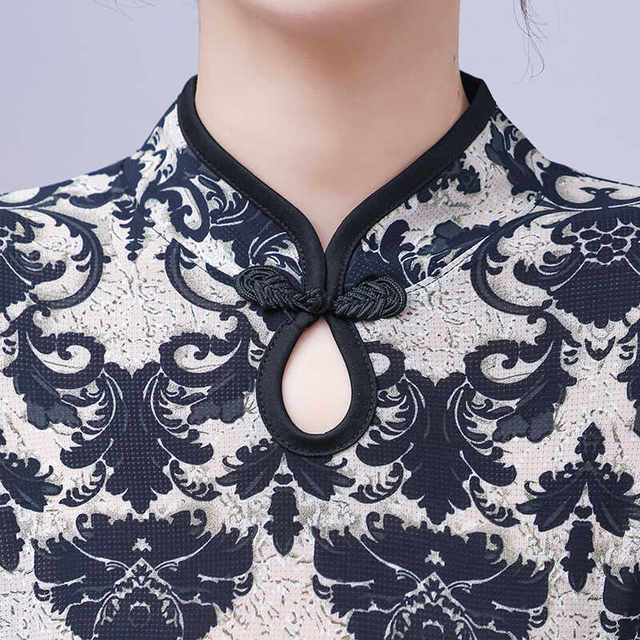 This summer new style of middle-aged and elderly mothers retro temperament Chinese cheongsam dress improved version skirt popular thin