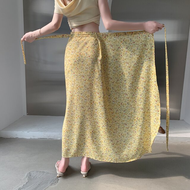 Model real photo pastoral fresh floral hip skirt one-step skirt tied apron beach skirt skirt skirt
