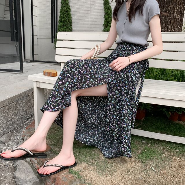 Model real photo pastoral fresh floral hip skirt one-step skirt tied apron beach skirt skirt skirt
