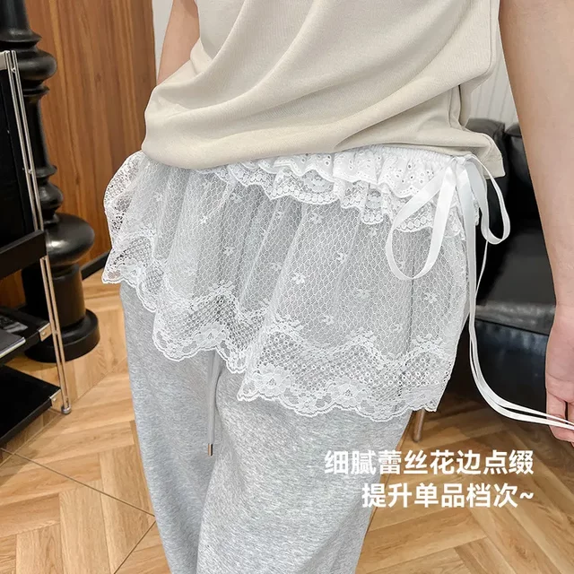 Design sense layered lace butt curtain spring and summer thin solid color sweet puffy short skirt white lace outer short skirt
