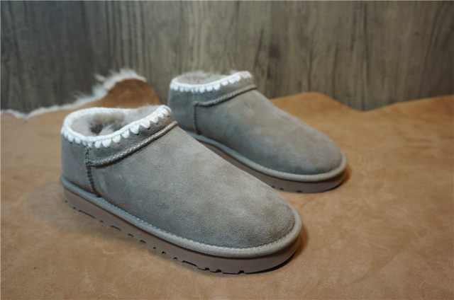 New genuine leather sheepskin all-in-one snow boots, sleeve short boots, flat heel winter warm boots 2-6