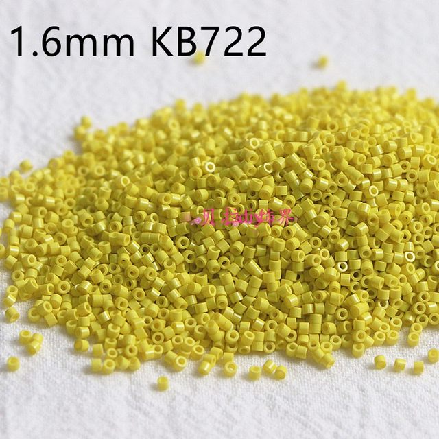 
1.6mm high-protection oil painting solid color antique beads opaque porcelain beads handmade DIY bracelet necklace French embroidery material