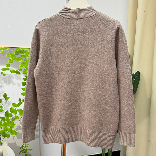 Plush mom winter clothing, fashionable half turtleneck bottoming shirt, thickened top, western style warm sweater for middle-aged and elderly women