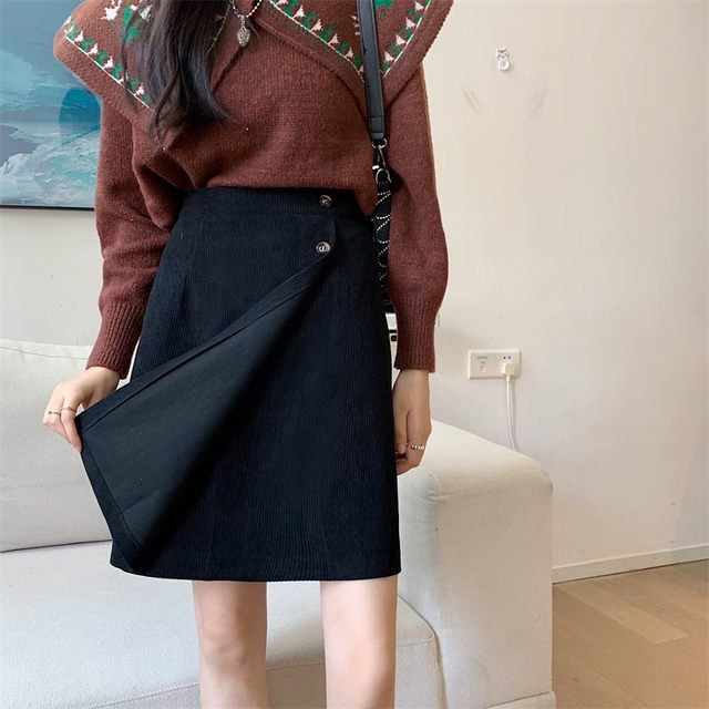 Corduroy skirt 2024 autumn and winter new Korean version slim single-breasted versatile hip-covered mid-skirt ins trendy fat mm