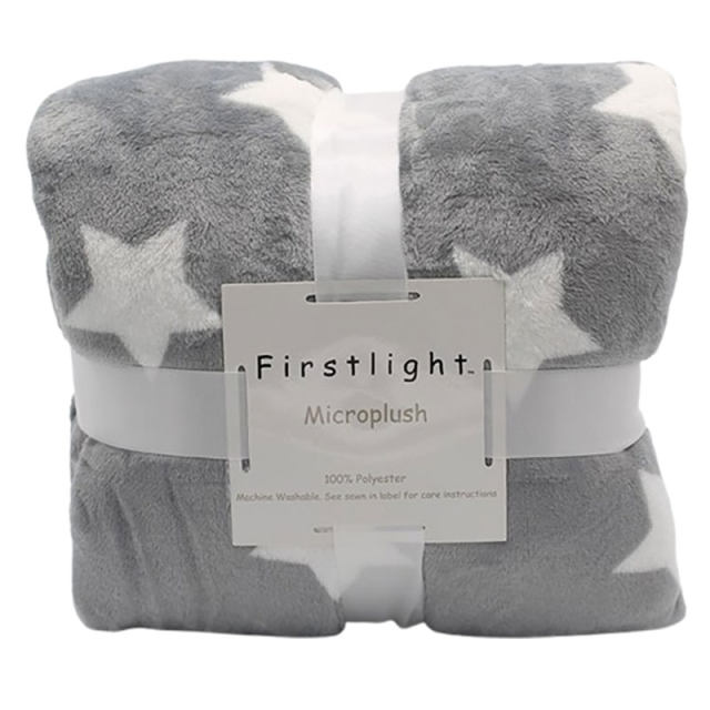 Blanket office nap coral flannel winter single thin quilt work station lunch break air conditioning blanket small blanket