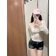 A Korean girl ~ Hot girl is purely slim and big round neck perspective sun protection white thin T-shirt
