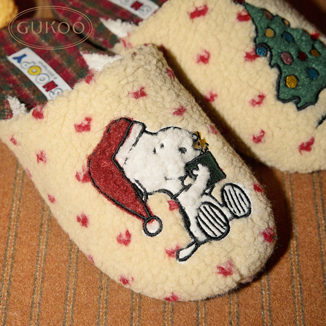 
Gukoo/Fruit Shell Slippers Women's Winter Snoopy Joint Brand New Style Plush Wear Warm Women's Home Cotton Slippers