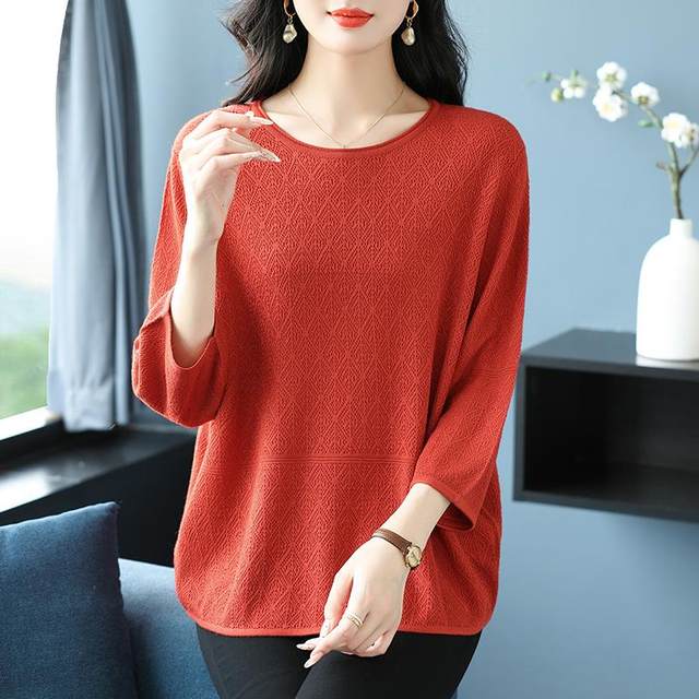 Middle-aged mother's autumn new three-quarter sleeve sweater for women loose plus fat plus size thin top base T-shirt