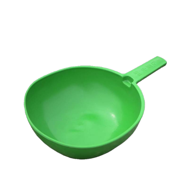 Thickened beef tendon plastic water ladle for growing flowers and vegetables, watering, wear-resistant agricultural cooked glue spoon, toilet feces ladle, long water ladle