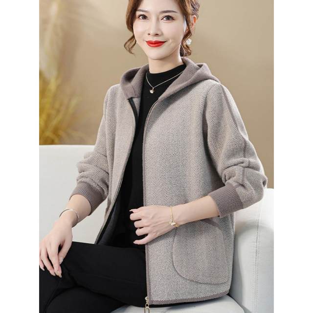 Mother's clothing autumn new top hooded knitted cardigan middle-aged and elderly women's sweater coat casual jacket suit