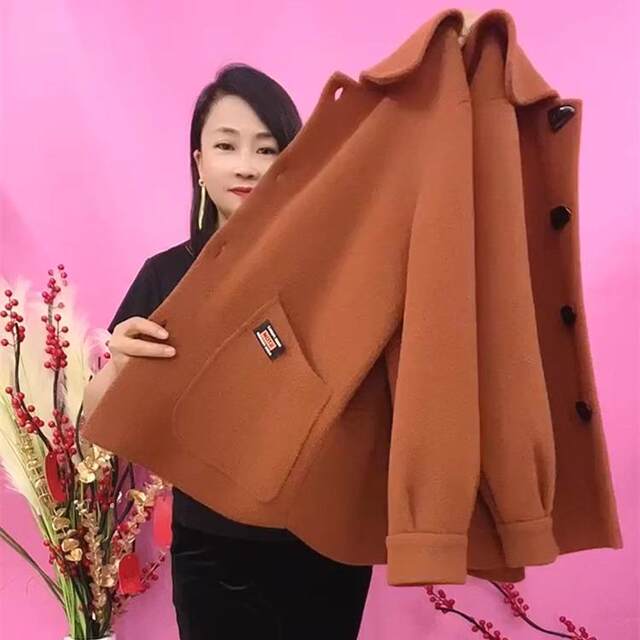 Temperament mother coat for women spring and autumn wool coat for middle-aged and elderly women autumn sport new small short top
