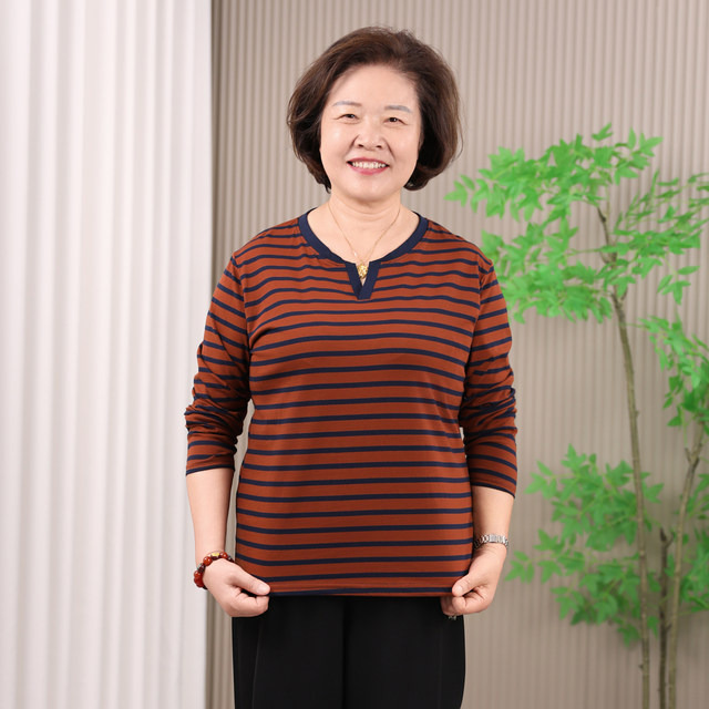 Middle-aged and elderly people spring and autumn pure cotton top female old lady large size striped base shirt fat mother comfortable elastic T-shirt