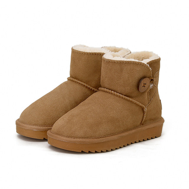 Off-season clearance genuine cowhide snow boots for women, short genuine leather thickened fur all-in-one short boots for students, non-slip cotton shoes for women