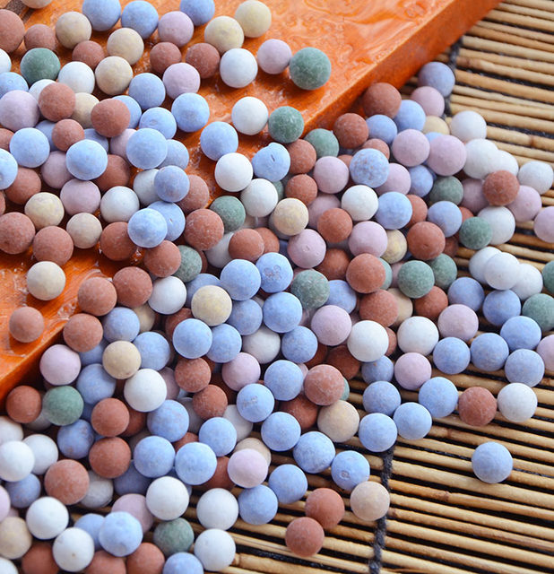 Ceramic grain flowers bottom hydroponic nutritional nutritional flower pottery granules nourishing flower shop surface stone blasting color ceramic gallery ball

