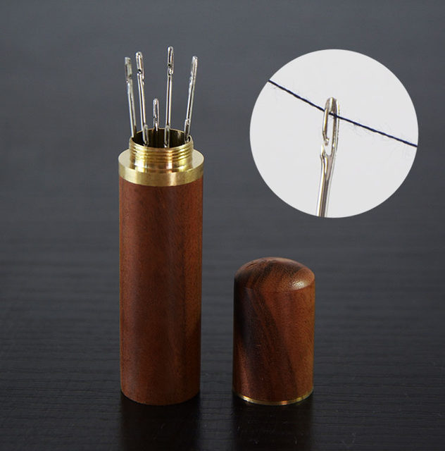 No-threading needle for the blind, no-threading needle for the elderly, sewing needle for clothing, gold tail needle, syringe to store sewing needle