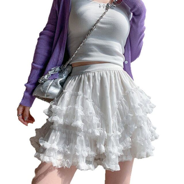 White lace fluffy cake short skirt for women in summer new large size lining high waist slim small A-line gauze skirt
