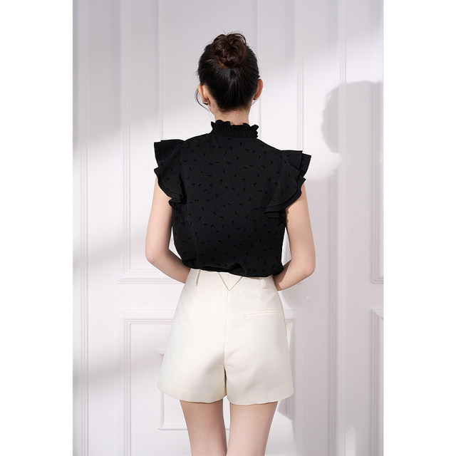 Korean Lin black sleeveless shirt for women with high-end light luxury age-reducing style 2025 new spring and summer temperament top
