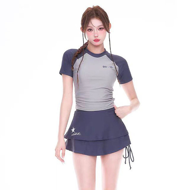 South Korea INS Summer Summer Conservative Little Breast Sale Student Student Skirt Skin Slutter Hot Spring Swimsuit