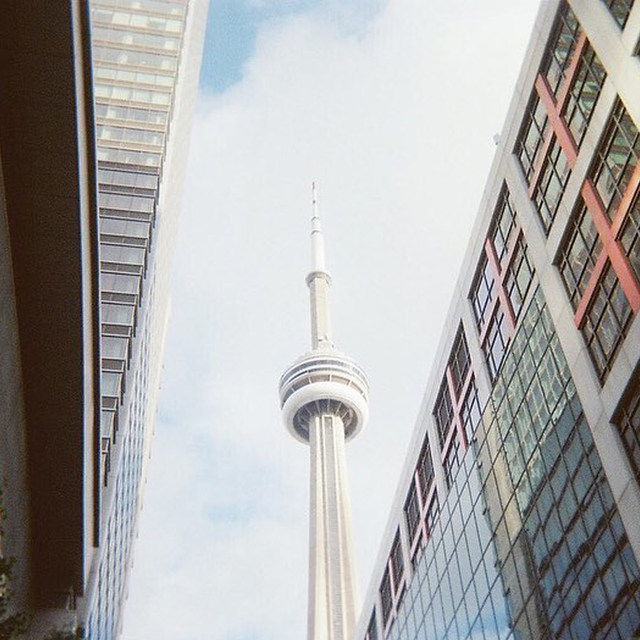 Kodak disposable film camera Fujifilm point-and-shoot camera student illustration retro gift birthday