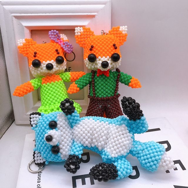
Handmade beaded little fox couple fox pendant key bag pendant cartoon doll desk decoration jewelry