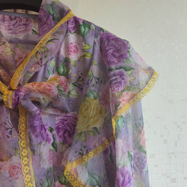 100 silk crepe printed shirt for women in spring new French retro palace style bow tie top
