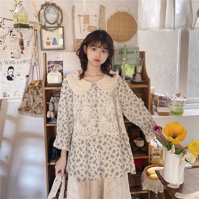 Hot Saysen Women's Simple Blue Floral Cotton and Lines Doll Collar Shirt on the chest Lace 7-quarter sleeves loose and age-reducing