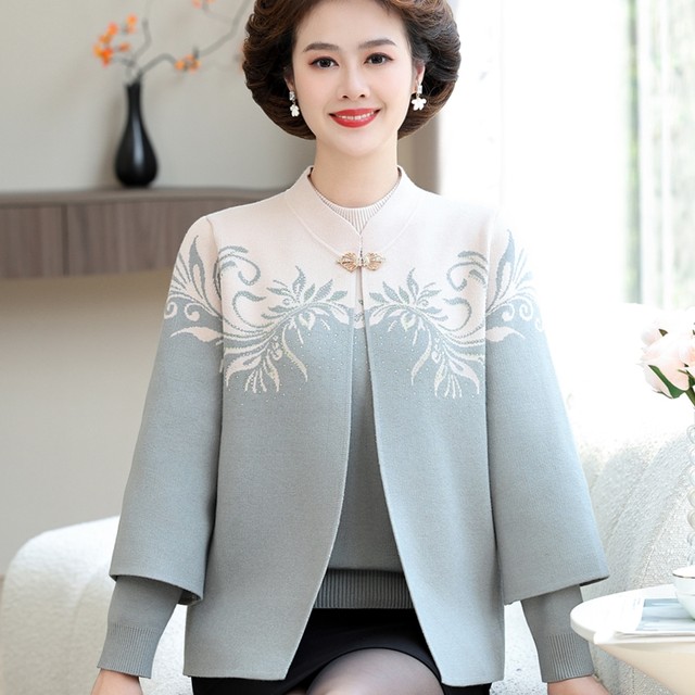 Fashionable mother dress sweater jacket spring and autumn fashion knitted cardigan middle-aged and elderly women autumn and winter base shirt two-piece set