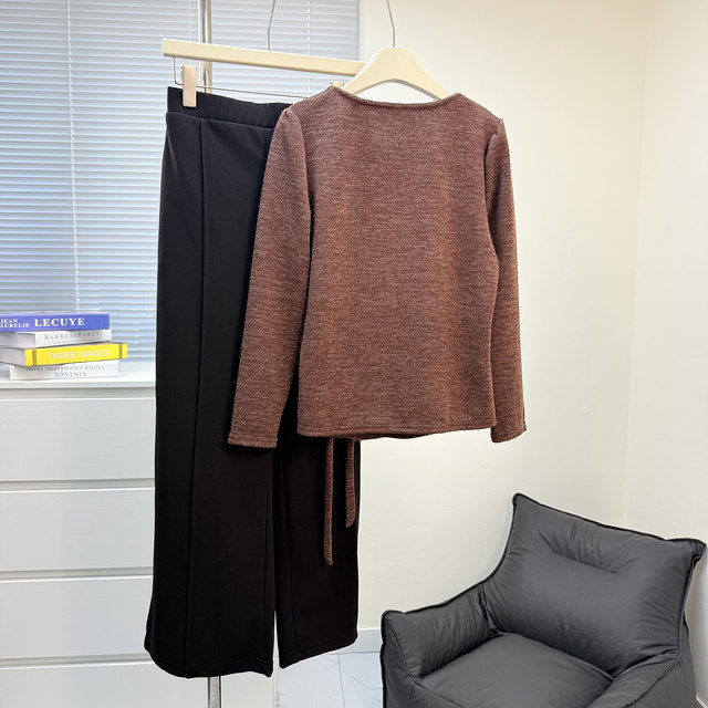 Set of mother autumn clothes in her 50s fashionable loose top 2025 new casual two-piece suit for middle-aged and elderly women