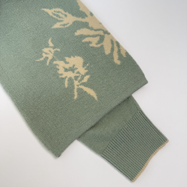 
Mom's autumn and winter sweater women's style 2025 new clothes middle-aged and elderly women's knitted cardigan two-piece jacket