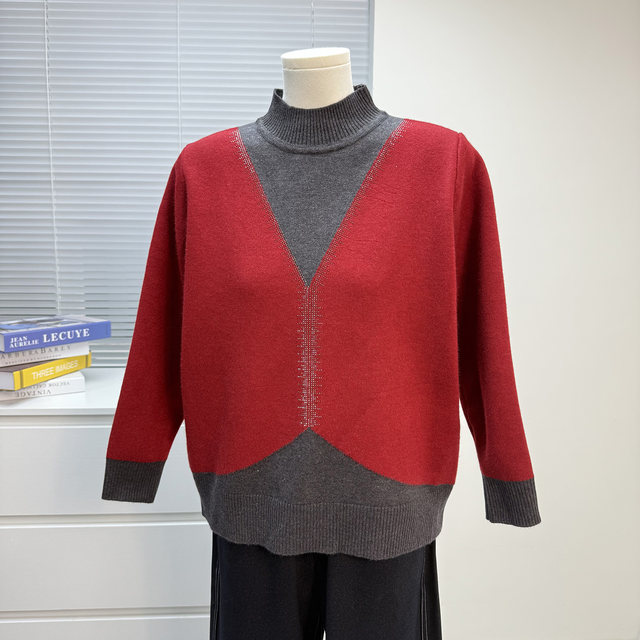 
Mother's clothing autumn and winter 2025 new sweater middle-aged and elderly women's one-piece velvet thickened loose tops plus velvet bottoming shirt