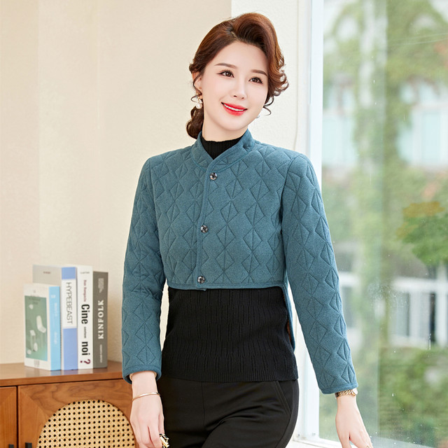 Plel of velvet silk cotton shoulder care girls in autumn and winter sleep, warm back, back, back mother, moral velvet thickened long -sleeved small shoulder
