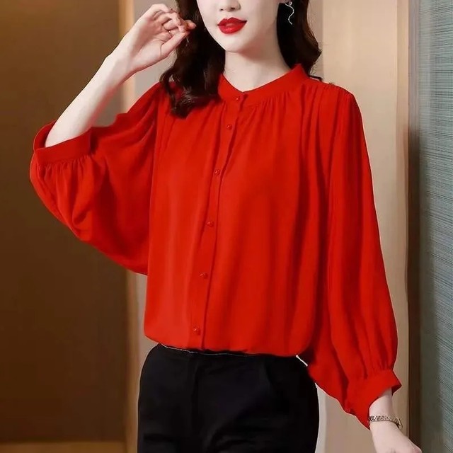 220Jin [Jin equals 0.5 kg] Large size women's mother's red chiffon shirt with a quarter-sleeved shirt with a fashionable age-reducing shirt covering the belly
