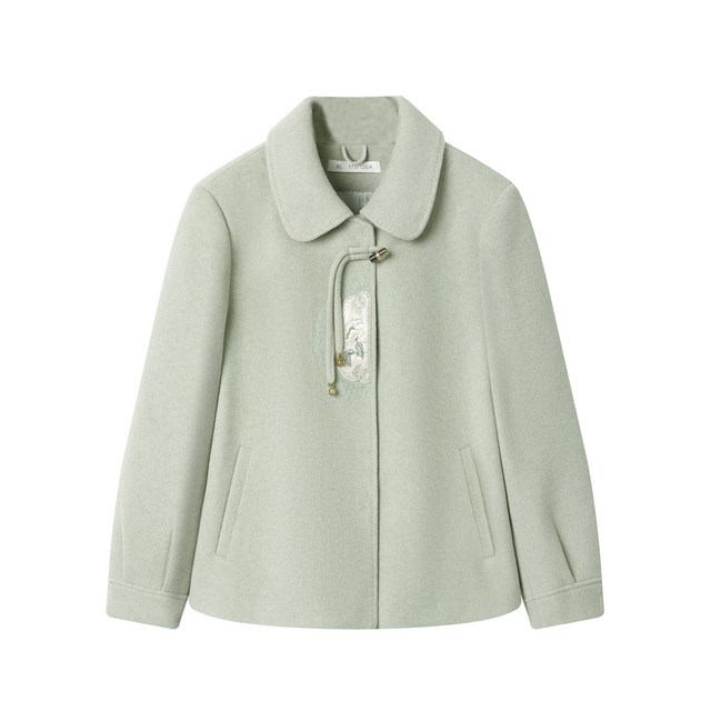 Western Mother's Spring and Autumn Embroidered Guofeng Jacket Short Cassacha
