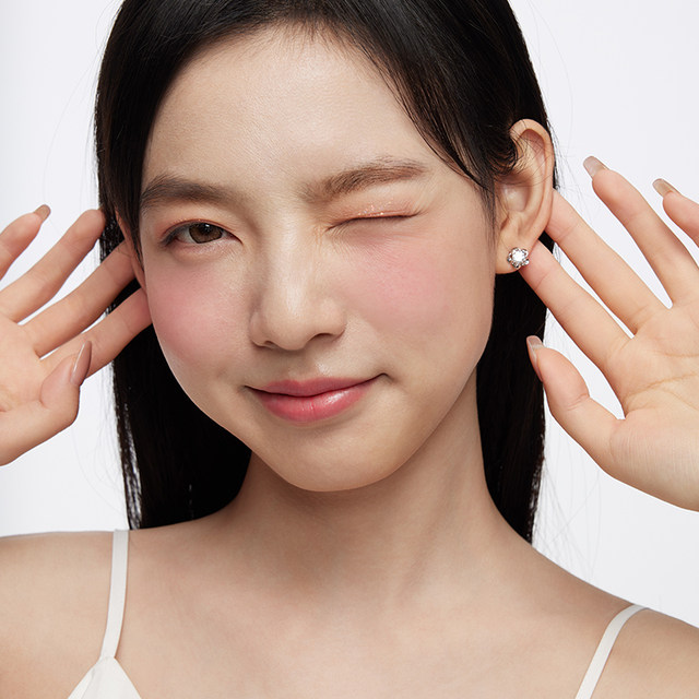 Catiro five-petal flower earrings for girls S999 temperament cold style earrings light luxury niche design birthday gift